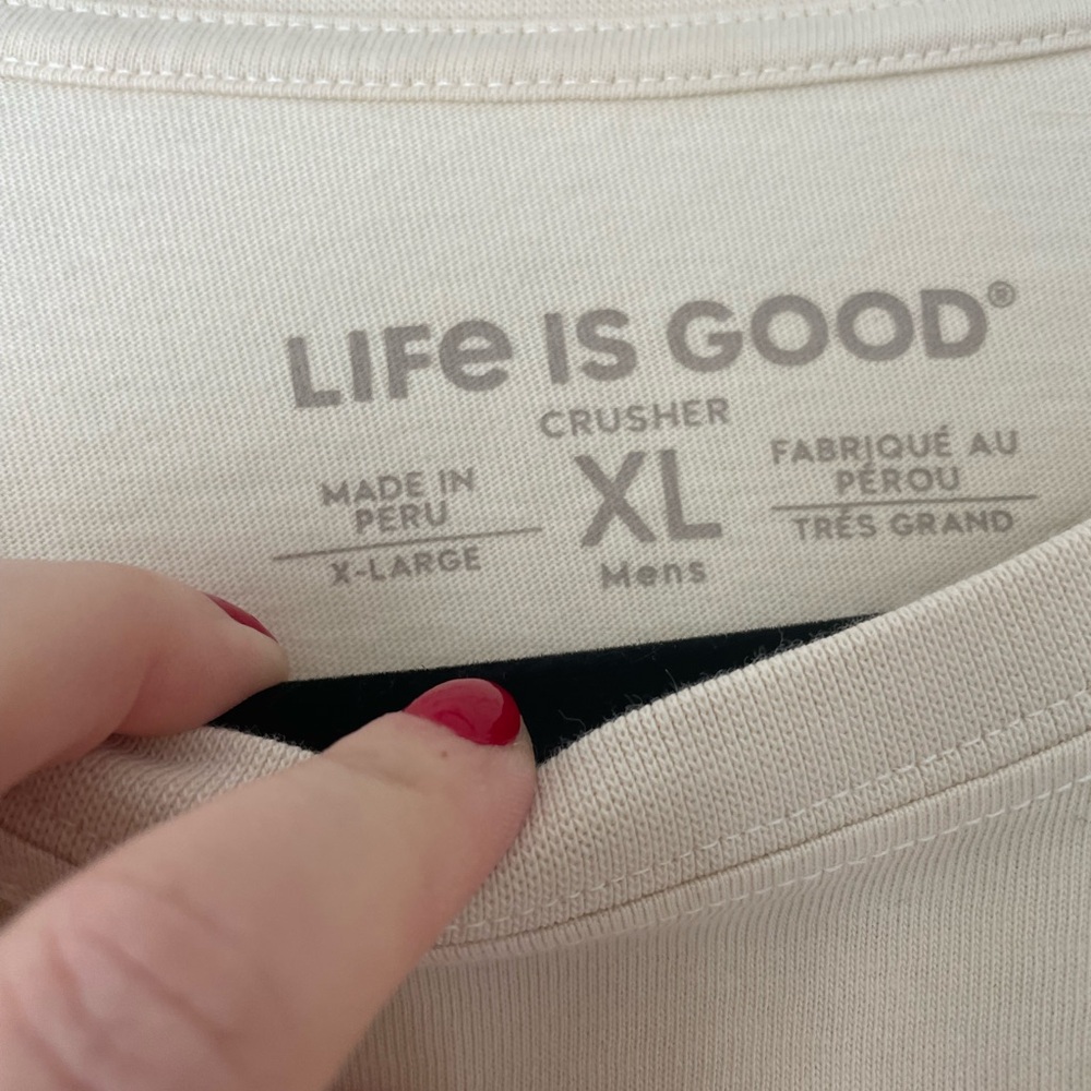 Life Is Good Men’s Camping Shirt NWOT - Picture 3 of 3